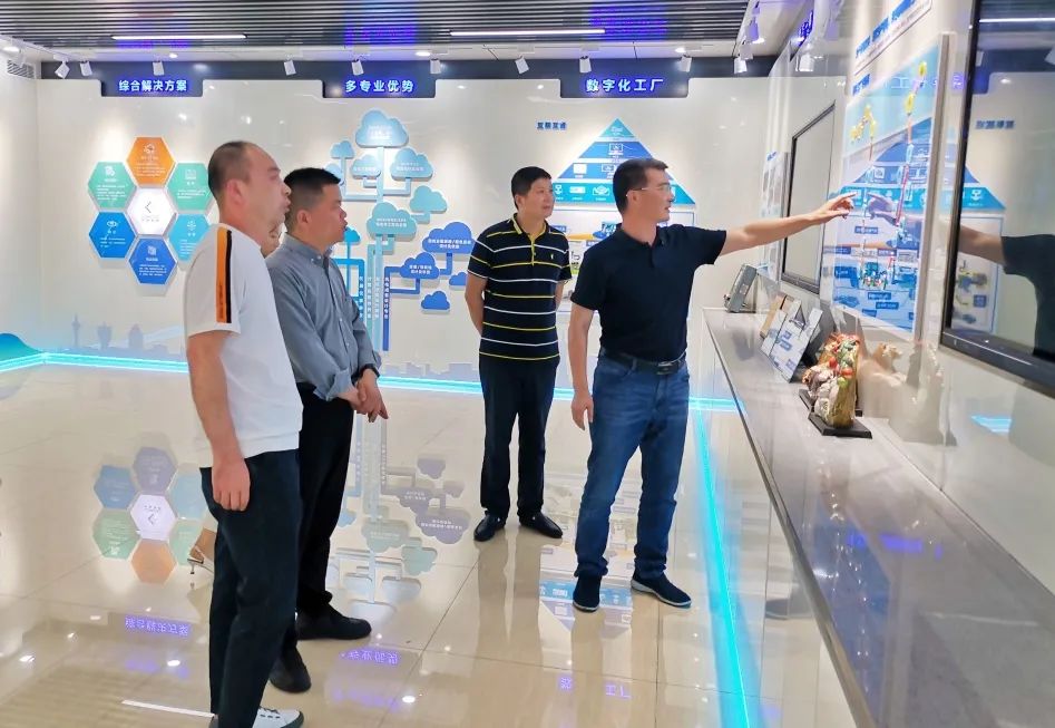 合作迎接新挑战,打造沥拌智能化 合作迎接新挑战,打造沥拌智能化